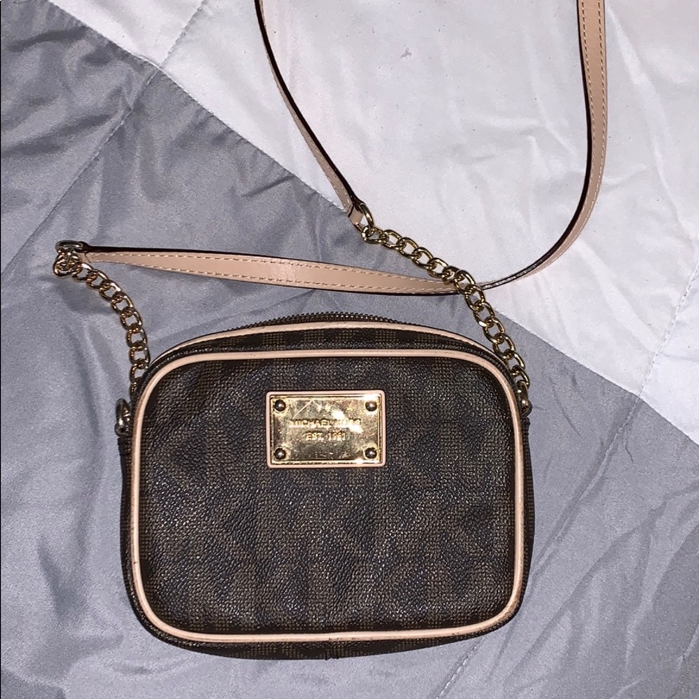 Michael Kors cross body